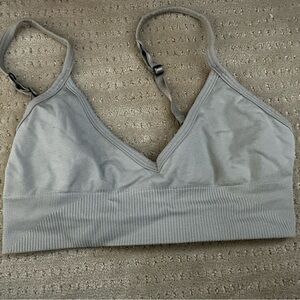 Lululemon Athletica Light Gray Sports Bra - Ebb to Street - Size 4